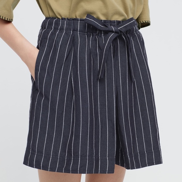 UNIQLO JW Anderson Linen-Blend Tuck Shorts in Navy Blue Size XXS - Picture 1 of 2